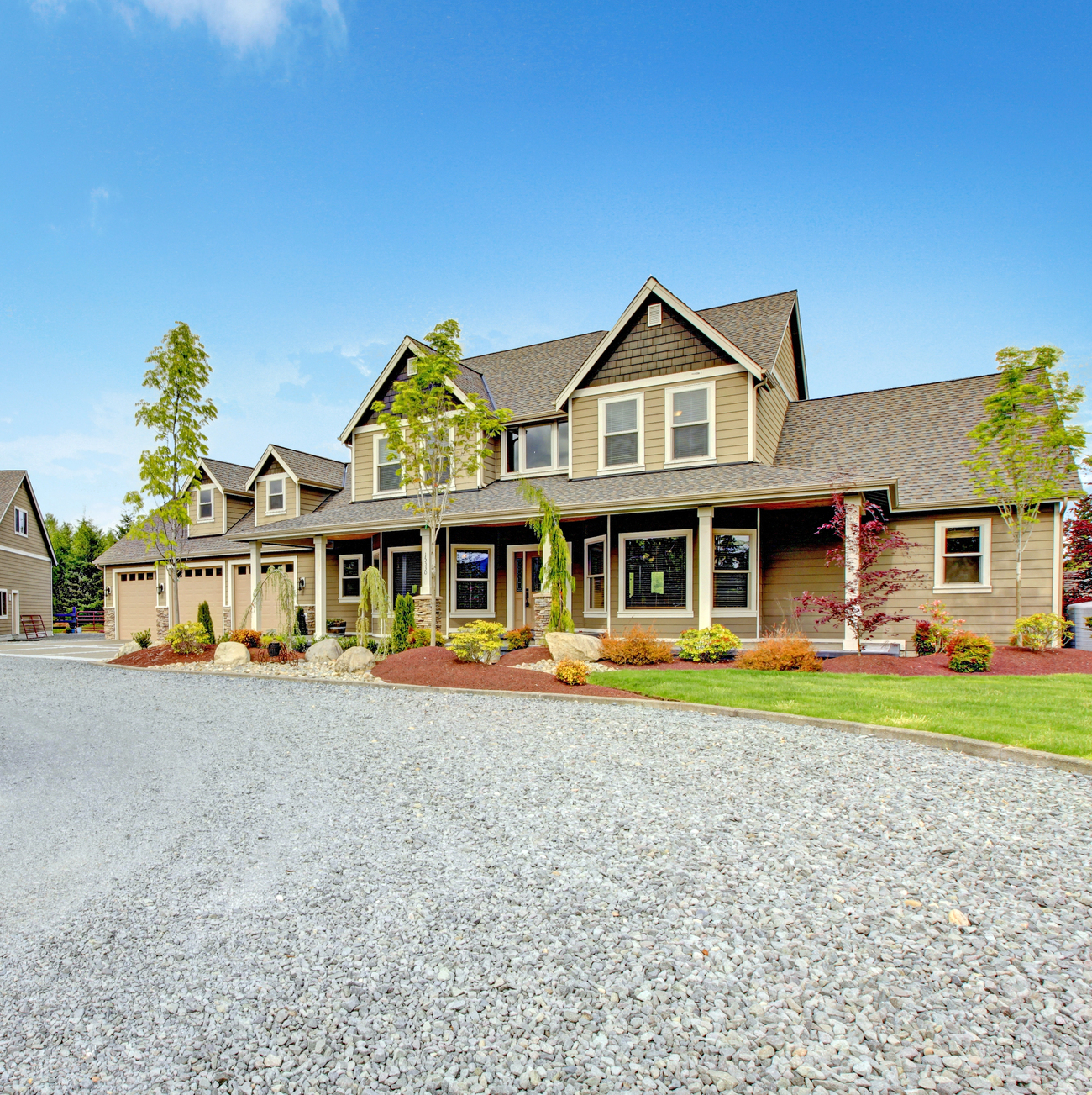 H-H-Contractors-Services-Landscape-aggregate driveway aggregate driveway and landscapiing