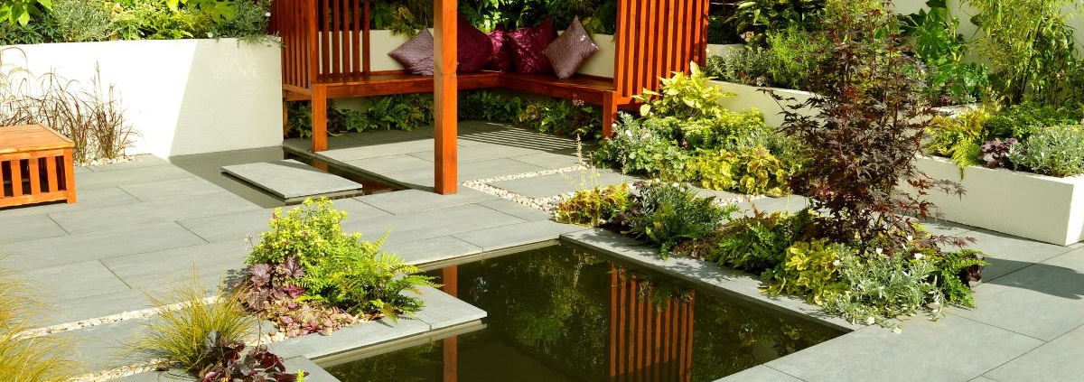 Garden Patio with water feature installation H&H feature