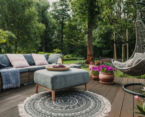 Patio with composite flooring